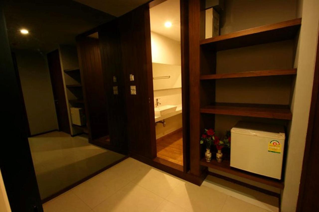 At One Inn Hualampong Bangkok Pokoj fotografie