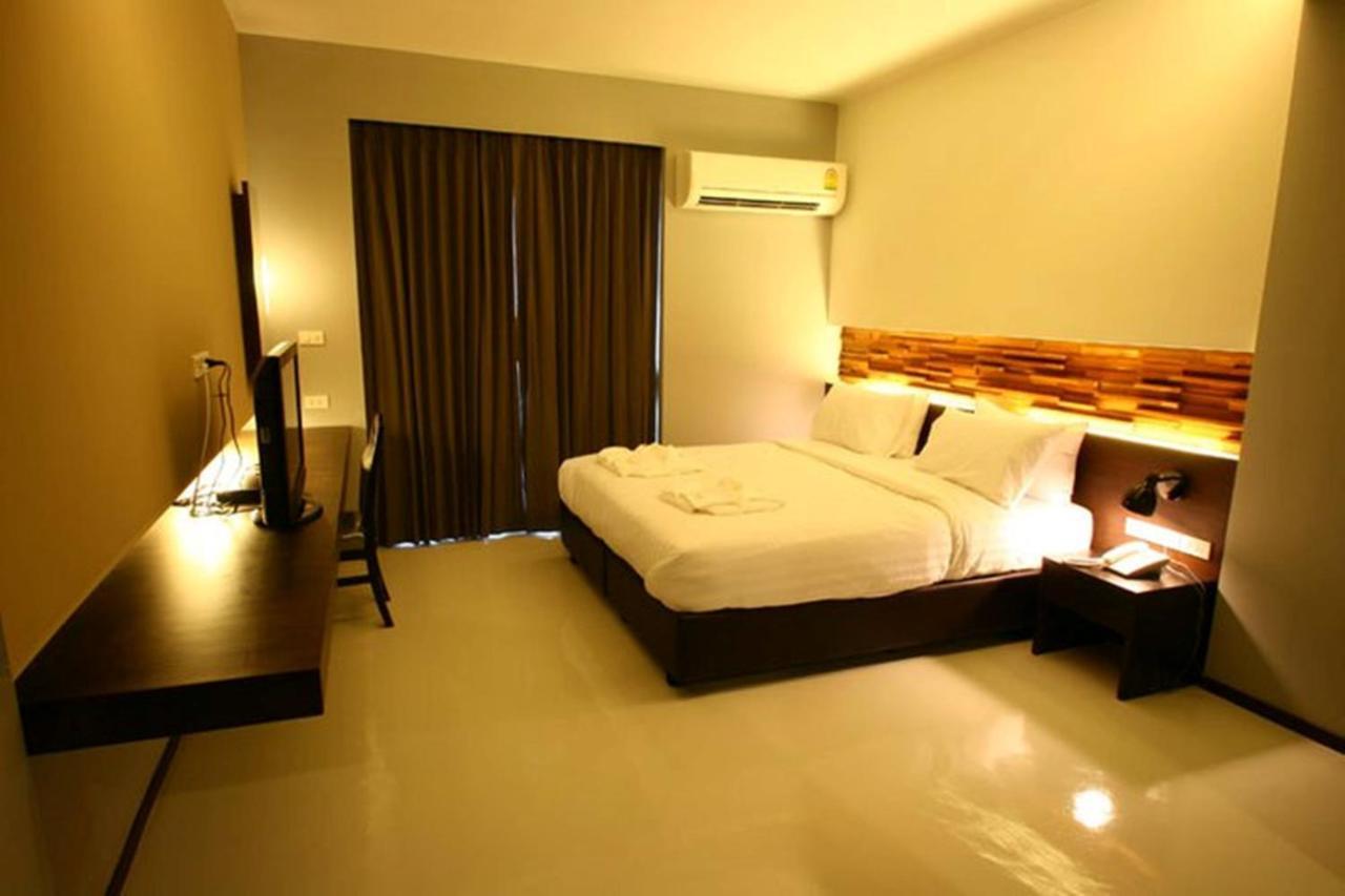 At One Inn Hualampong Bangkok Pokoj fotografie