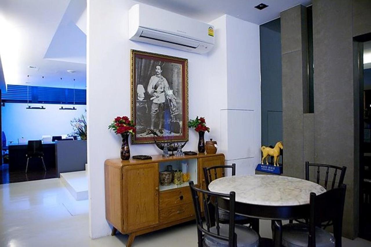 At One Inn Hualampong Bangkok Exteriér fotografie