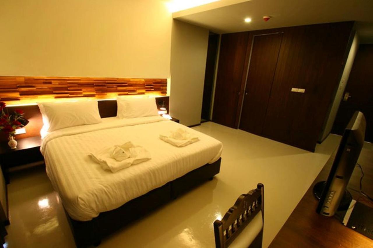 At One Inn Hualampong Bangkok Pokoj fotografie